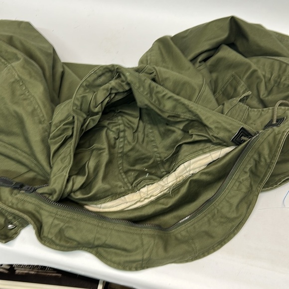 Men's Green Military Style Jacket Vtg 60's Vietnam War US Army Sateen Jacket - Picture 9 of 9